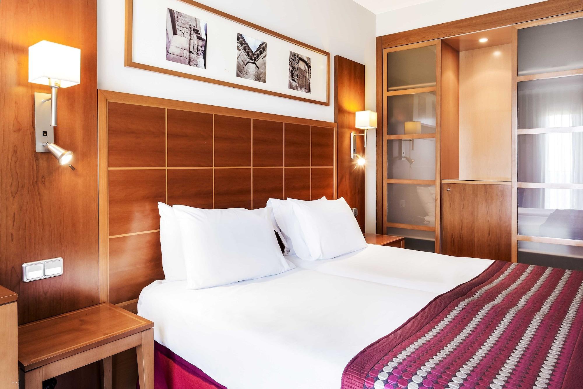 ยูโรสตาร์ ลาส อเดลฟาส โฮเต็ล Hotel กอร์โดบา ภายนอก รูปภาพ