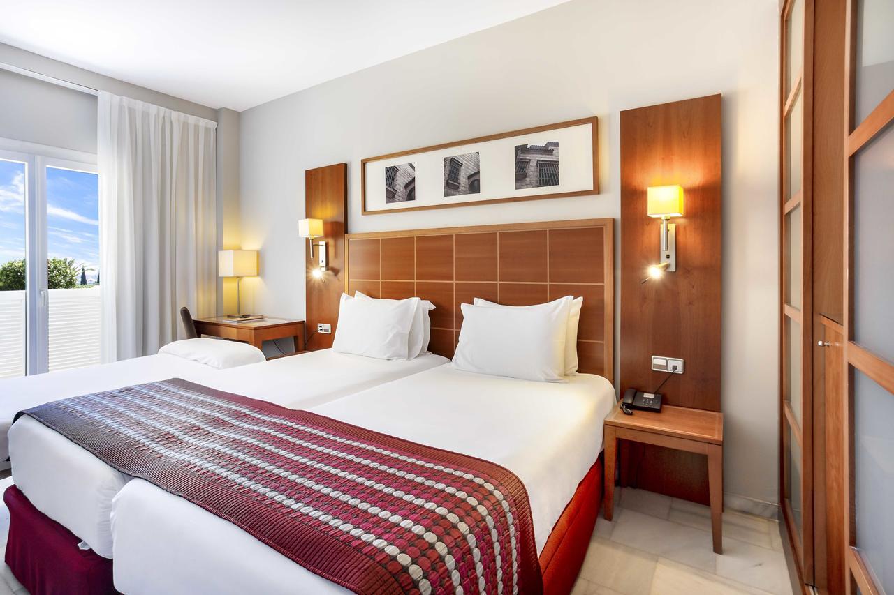 ยูโรสตาร์ ลาส อเดลฟาส โฮเต็ล Hotel กอร์โดบา ภายนอก รูปภาพ
