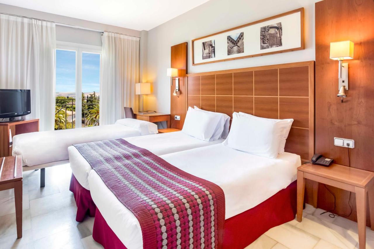 ยูโรสตาร์ ลาส อเดลฟาส โฮเต็ล Hotel กอร์โดบา ภายนอก รูปภาพ