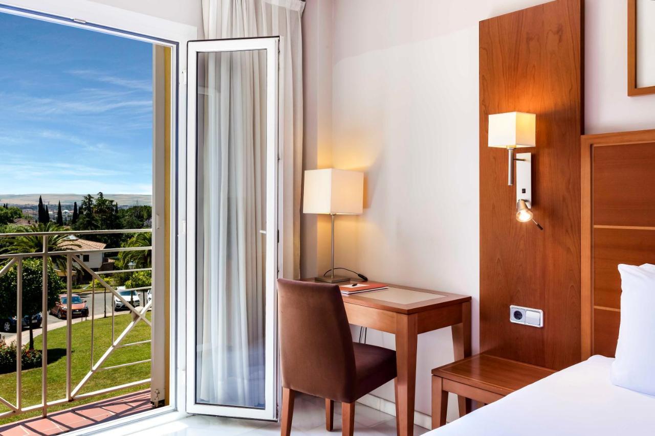 ยูโรสตาร์ ลาส อเดลฟาส โฮเต็ล Hotel กอร์โดบา ภายนอก รูปภาพ